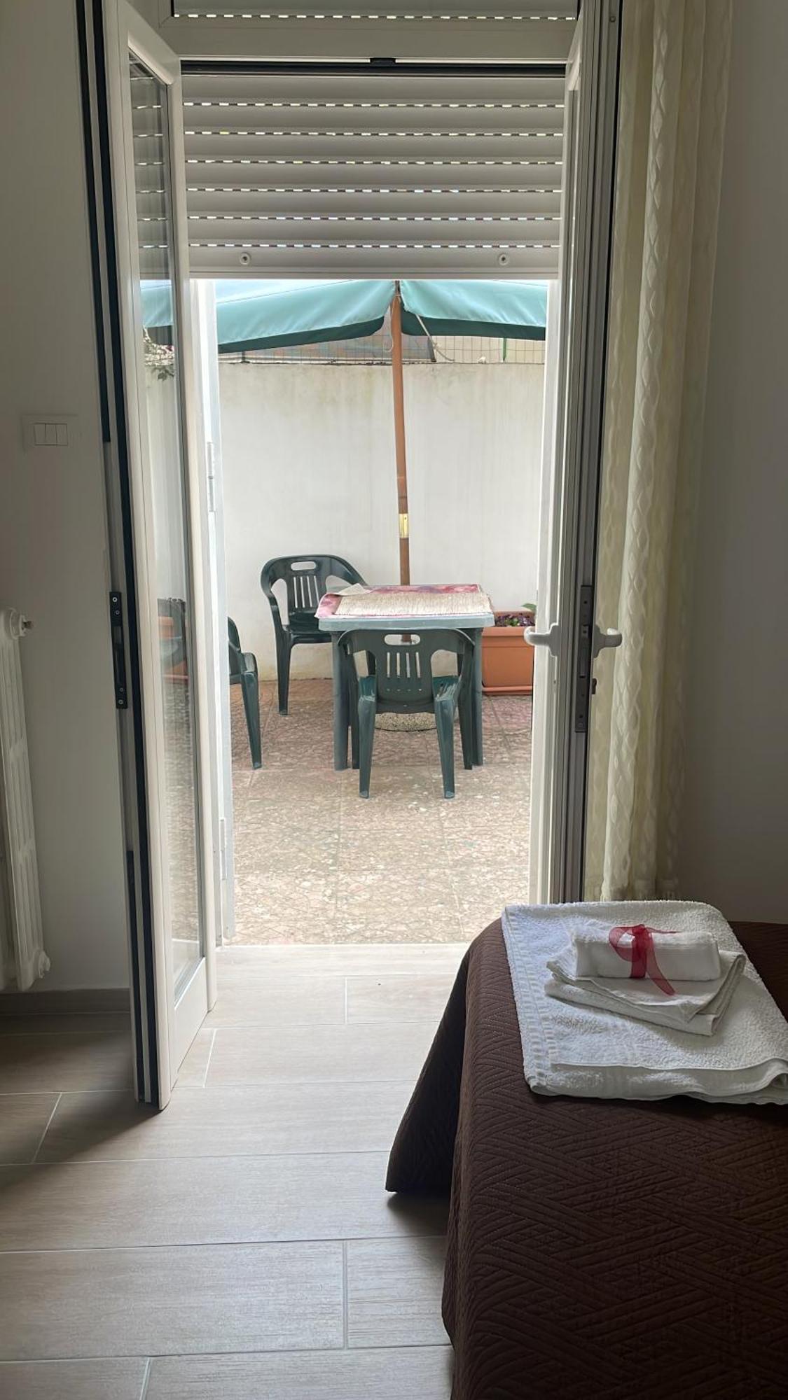 O' Sole Mio Rudiae Rooms Lecce Kültér fotó