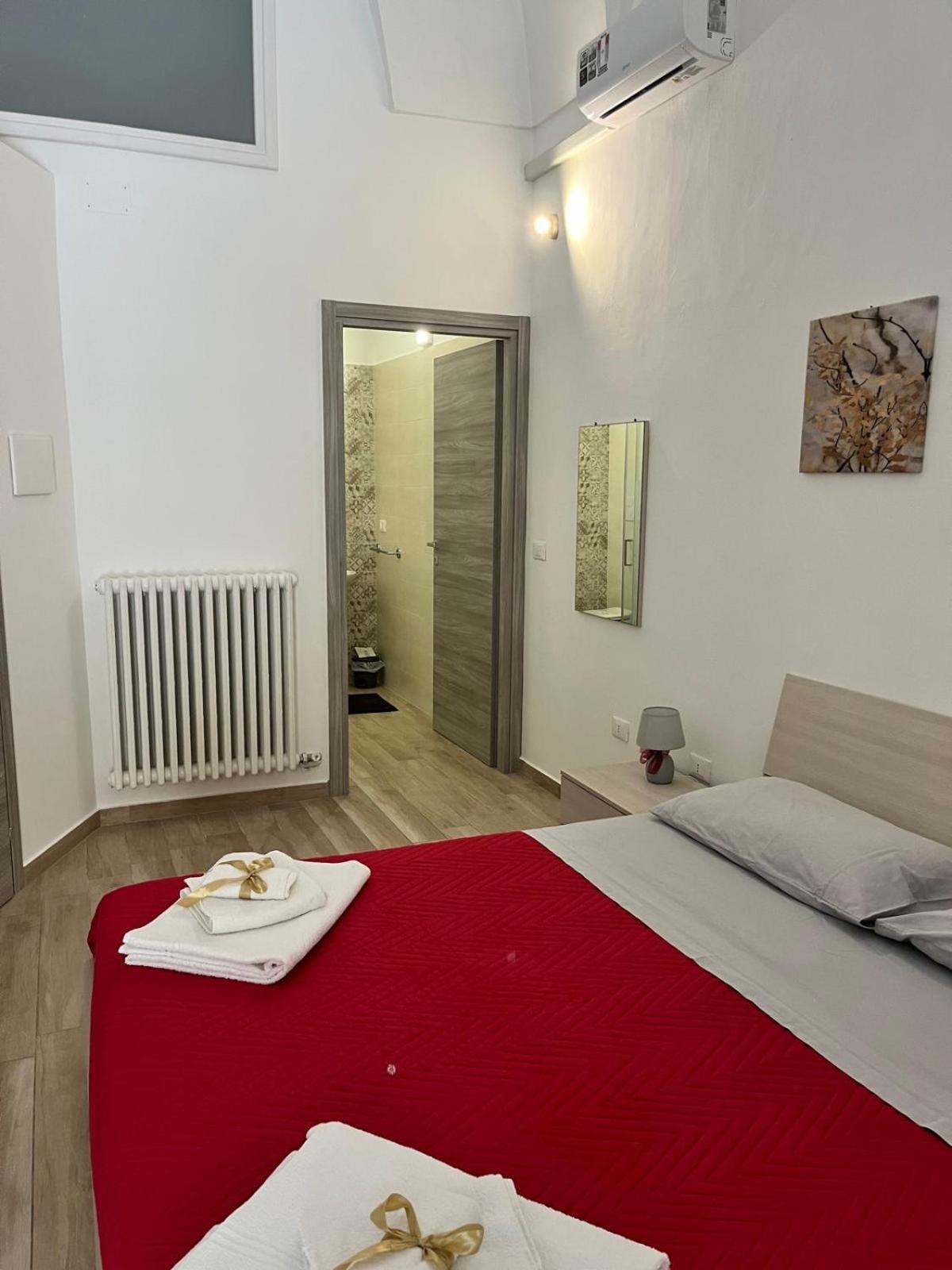 O' Sole Mio Rudiae Rooms Lecce Kültér fotó